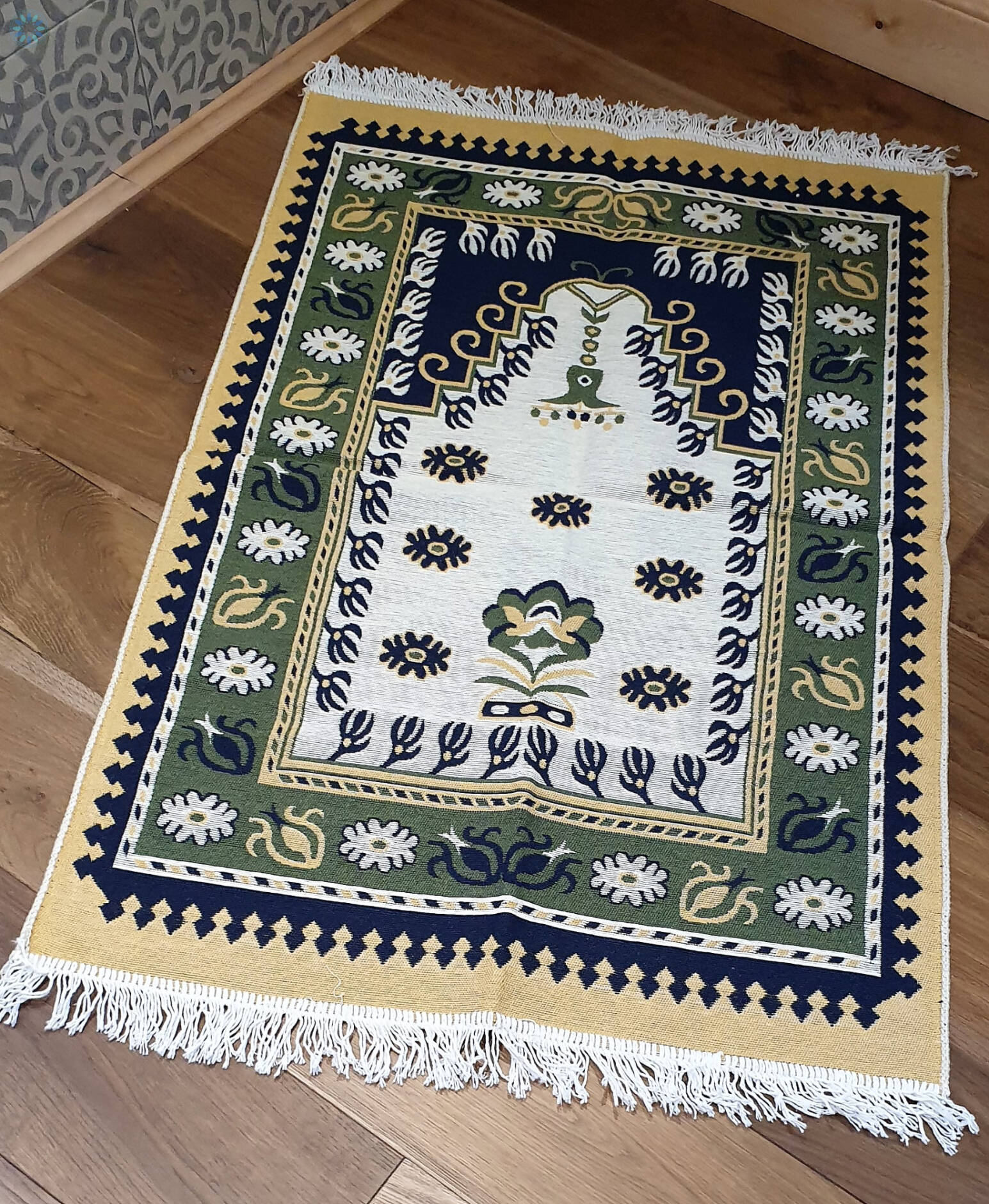 Essentials › Prayer Mats › Hand Made Large Double Sided Floral 100